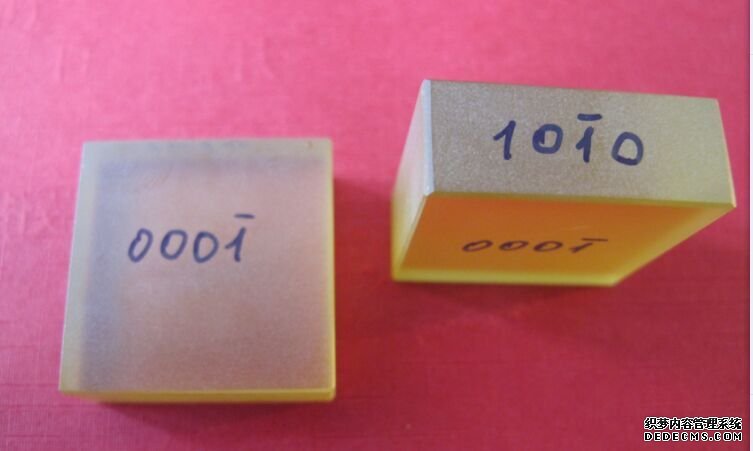 Zinc oxide (ZnO) single crystal